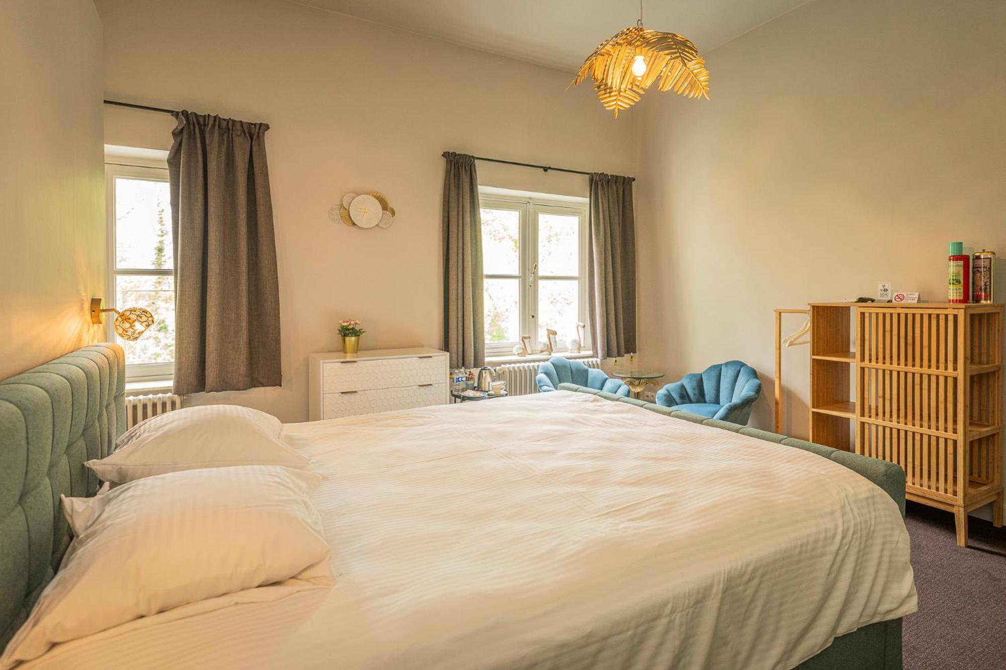 Bed & Breakfast Leyselebeke Castle