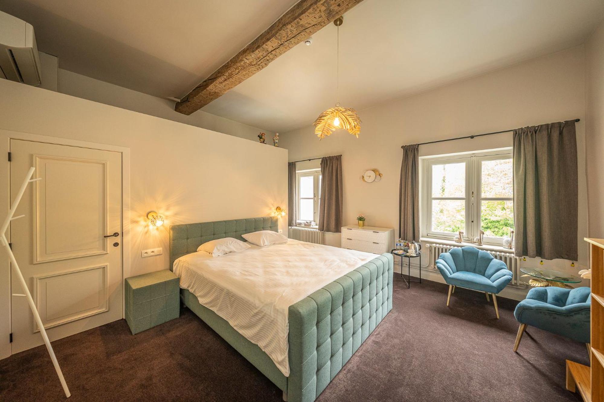 Leyselebeke Castle Couette-café 4*