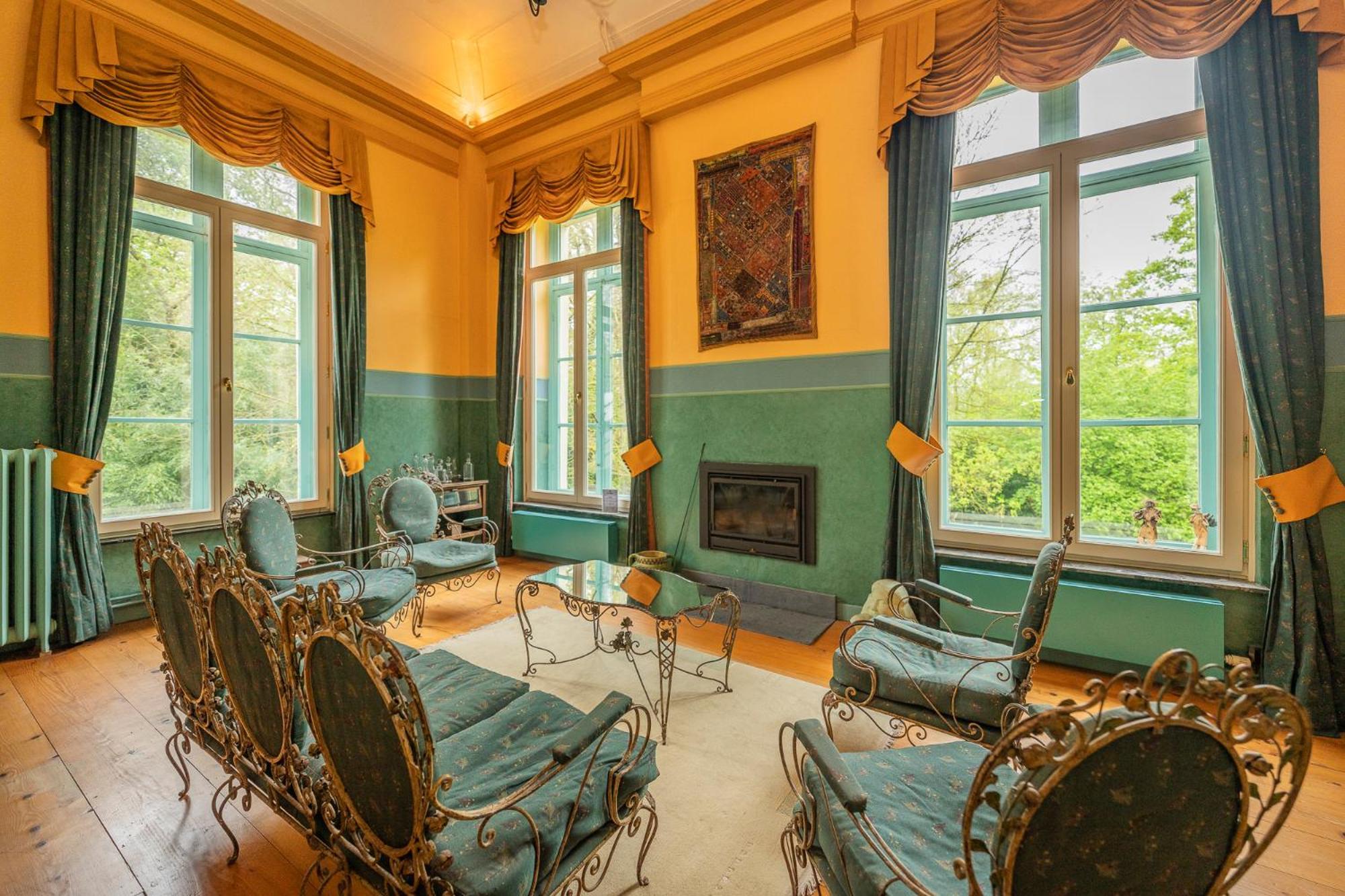Leyselebeke Castle Couette-café Bruges